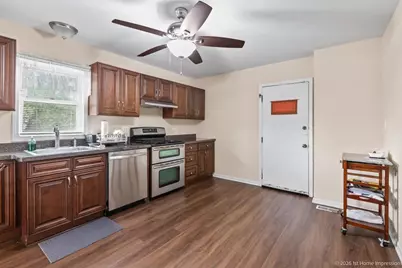 10358 S Torrence Avenue, Chicago, IL 60617 - Photo 7
