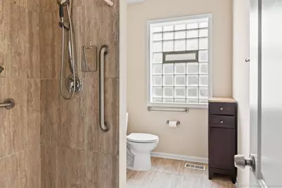 10358 S Torrence Avenue, Chicago, IL 60617 - Photo 5