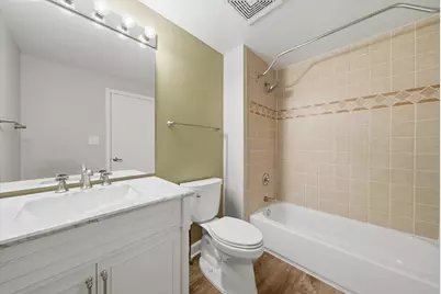 811 W 15th Place #807, Chicago, IL 60608 - Photo 13