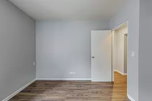 2343 N Greenview Ave, Chicago, IL 60614 - Photo 11