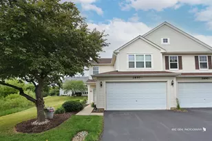 2890 Glacier Way, Wauconda, IL 60084 - Photo 1