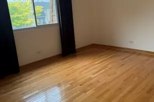 10707 S Keating Ave, Oak Lawn, IL 60453 - Photo 13
