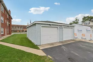 10805 S Pulaski Rd, Chicago, IL 60655 - Photo 15