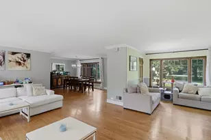 827 S Arlington Heights Rd, Arlington Heights, IL 60005 - Photo 9