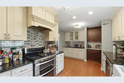 827 S Arlington Heights Road, Arlington Heights, IL 60005 - Photo 15