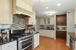827 S Arlington Heights Rd, Arlington Heights, IL 60005 - Photo 15