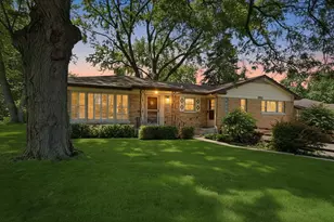 2912 Old Glenview Rd, Wilmette, IL 60091 - Photo 1