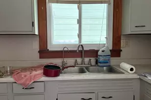825 3rd St, Rosiclare, IL 62982 - Photo 11