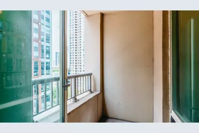 345 N La Salle Drive #908, Chicago, IL 60654 - Photo 13