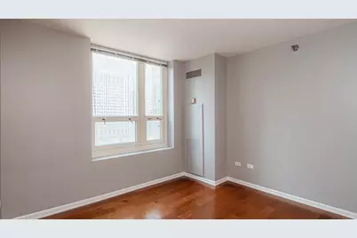 345 N La Salle Drive #908, Chicago, IL 60654 - Photo 9