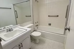 6933 N Kedzie Ave, Chicago, IL 60645 - Photo 9