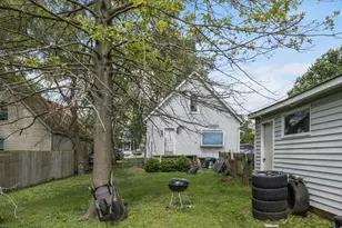 304 Harwood St, Joliet, IL 60432 - Photo 17