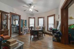 304 Harwood St, Joliet, IL 60432 - Photo 5