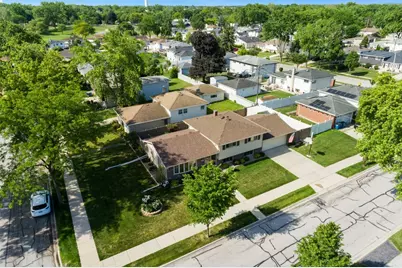 365 W Myrick Avenue, Addison, IL 60101 - Photo 39