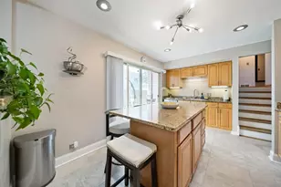 365 W Myrick Ave, Addison, IL 60101 - Photo 9