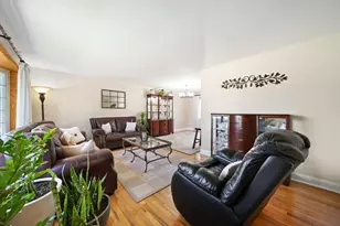 365 W Myrick Ave, Addison, IL 60101 - Photo 7