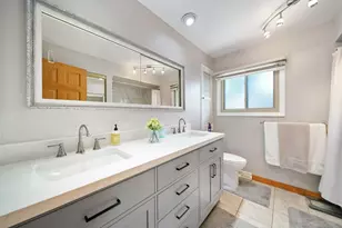 365 W Myrick Ave, Addison, IL 60101 - Photo 19