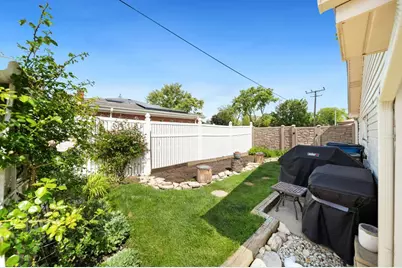 365 W Myrick Avenue, Addison, IL 60101 - Photo 31
