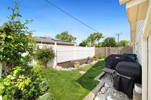 365 W Myrick Ave, Addison, IL 60101 - Photo 31