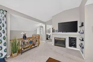 522 E Thornhill Ln, Palatine, IL 60074 - Photo 5