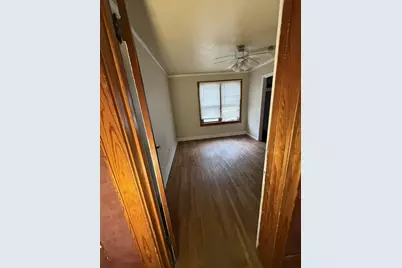 140 S 4th Street, Albion, IL 62806 - Photo 9