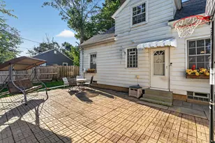 1618 Glenwood Ave, Joliet, IL 60435 - Photo 21