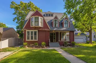 407 W Grove St, Pontiac, IL 61764 - Photo 3