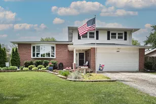 565 Concord Ave, South Elgin, IL 60177 - Photo 1