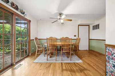 901 Portsmouth Drive, Island Lake, IL 60042 - Photo 5