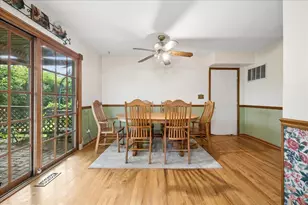 901 Portsmouth Dr, Island Lake, IL 60042 - Photo 5