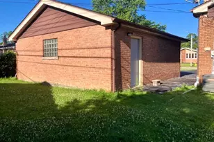511 N Manchester Pl, Chicago Heights, IL 60411 - Photo 33