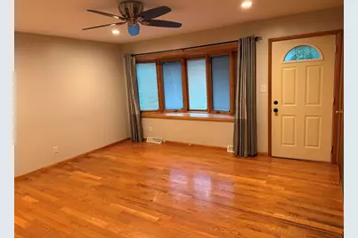 1421 25th Street, Peru, IL 61354 - Photo 3