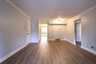 1990 Tall Oaks Dr, Aurora, IL 60505 - Photo 3