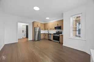 6511 N Leavitt Ave, Chicago, IL 60645 - Photo 3