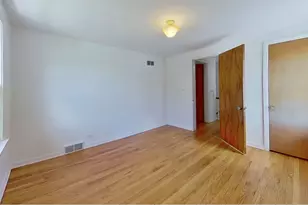 622 N President St, Wheaton, IL 60187 - Photo 23