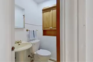 622 N President St, Wheaton, IL 60187 - Photo 31