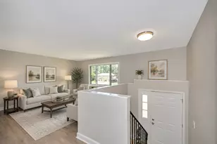 2N314 Euclid Ave, Glen Ellyn, IL 60137 - Photo 3