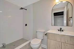 2N314 Euclid Ave, Glen Ellyn, IL 60137 - Photo 23