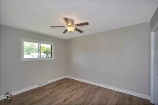 2N314 Euclid Ave, Glen Ellyn, IL 60137 - Photo 23