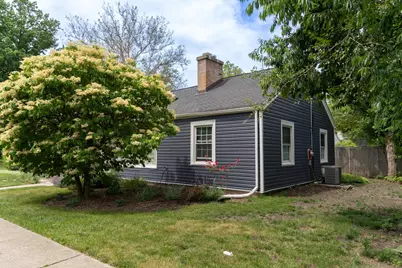 1704 Maple Avenue, Northbrook, IL 60062 - Photo 23
