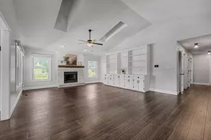 1207 E Ironwood Cc Dr, Normal, IL 61761 - Photo 7
