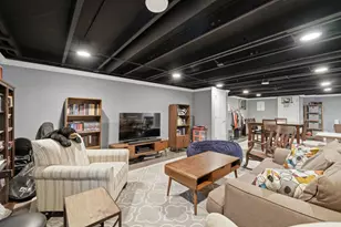 1503 Haise Ln, Elk Grove Village, IL 60007 - Photo 29