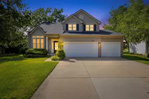 2560 Westminster Ln, Aurora, IL 60506 - Photo 1