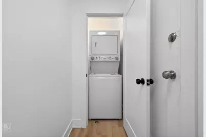 6312 N Artesian Avenue #1W, Chicago, IL 60659 - Photo 11
