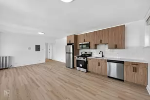 6312 N Artesian Ave, Chicago, IL 60659 - Photo 3