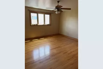 8841 N Chester Avenue #3, Niles, IL 60714 - Photo 5