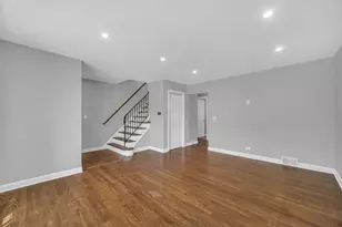 47 E Judith Ann Dr, Mount Prospect, IL 60056 - Photo 9