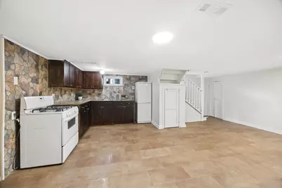 2410 Sunnyside Avenue, Westchester, IL 60154 - Photo 15