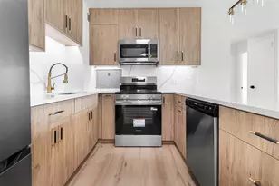 3600 N Lake Shore Dr, Chicago, IL 60613 - Photo 5
