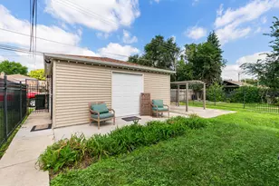 9010 S Parnell Ave, Chicago, IL 60620 - Photo 19